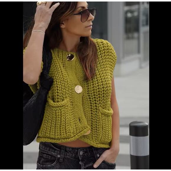 ZARA Knit Top NWT – Pistachio Green Gold Button Vest, Size S - Picture 10 of 16
